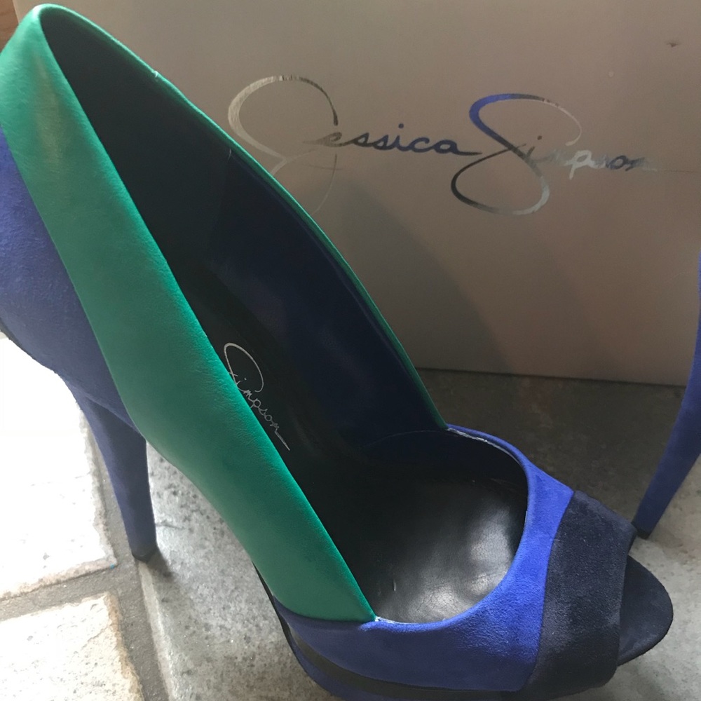 Jessica Simpson high heels